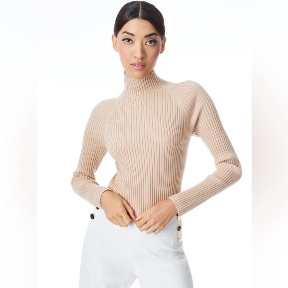 Alice + Olivia IRENA Mock Neck Ribbed Long Sleeve Crop Sweater Oat Color XS Wool